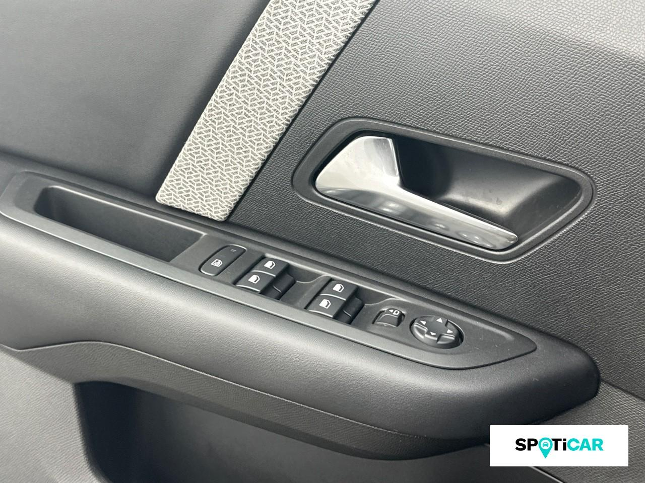 Citroën C4 puretech 130ch s&s feel pack eat8 — photo 17
