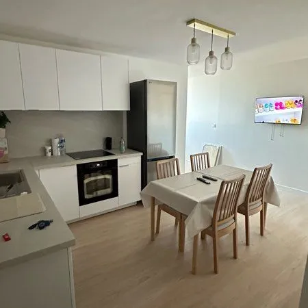 Colocation haut de gamme - appartement refait à neuf - 5 chambres