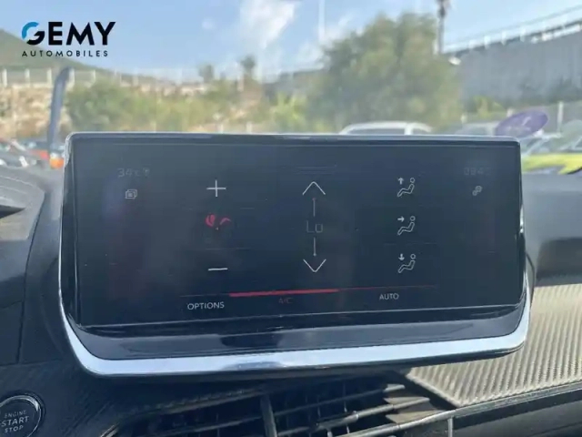 Peugeot 208 puretech 100 s&amp;s bvm6 — photo 12