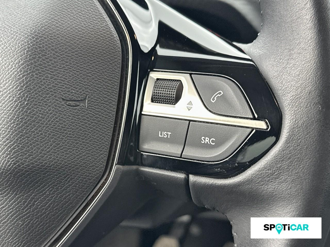 Peugeot 208 1.2 puretech 100ch s&s style 118g — photo 17