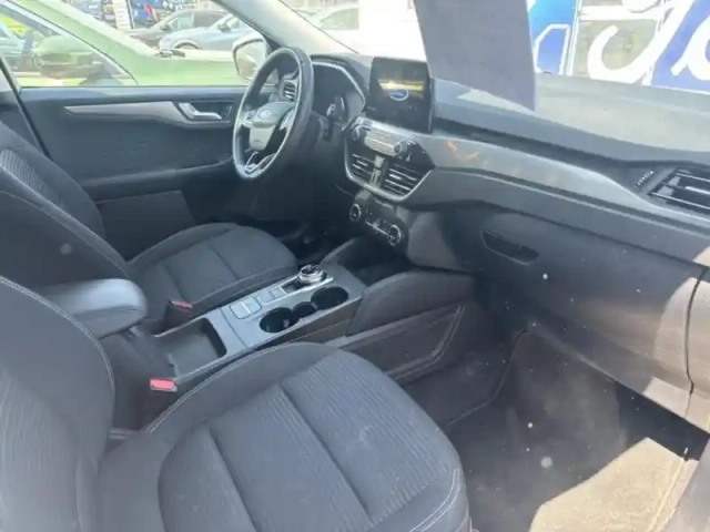Ford Kuga 2.5 duratec 225ch powersplit phev titanium e-cvt — photo 11