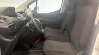 Peugeot Partner Standard 1000kg BlueHDi 100ch S&S BVM5 Grip — photo 12