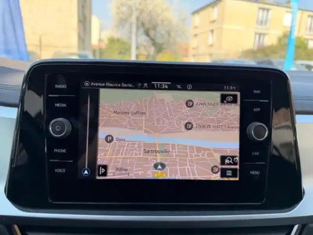 Volkswagen T-Roc 1.5 tsi evo 150ch life plus dsg7 — photo 16