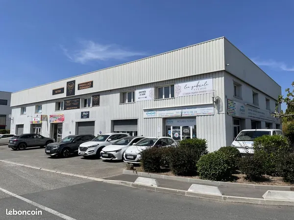 Bureaux 113 m² Puget-sur-Argens