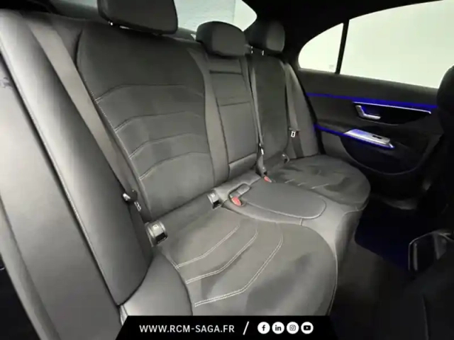 Mercedes Classe E berline 220 d amg line — photo 28