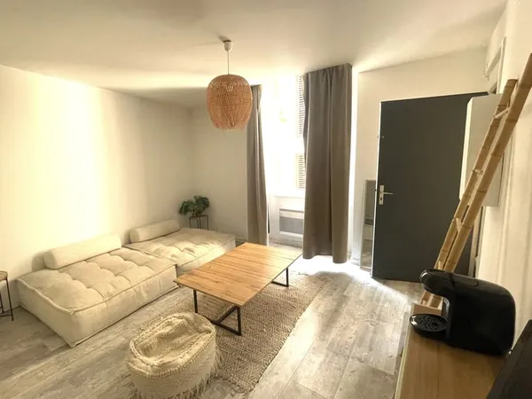 STUDIO BORDEAUX CENTRE