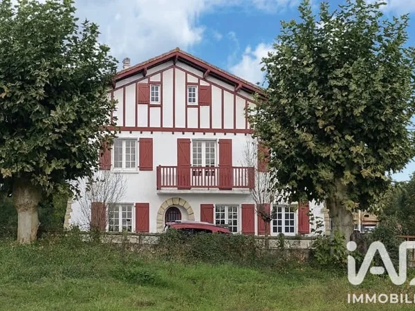 Maison 7 pièces 153 m²