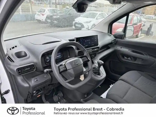 Toyota Proace city long 130 d-4d start mc24 — photo 8
