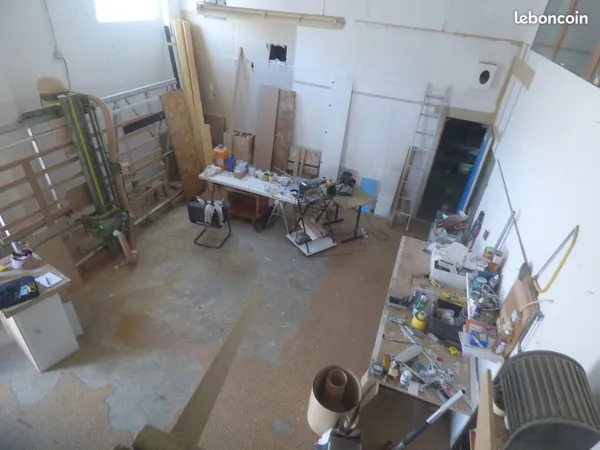 Local d'Activités 173m² Houilles