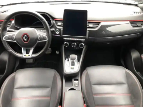 Renault Arkana e-tech 145 - 21b