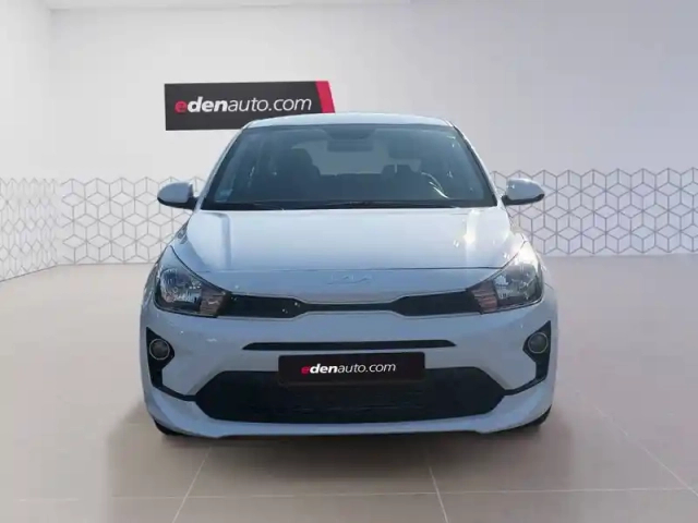 Kia Rio 1.2 dpi 84 ch bvm5 — photo 8