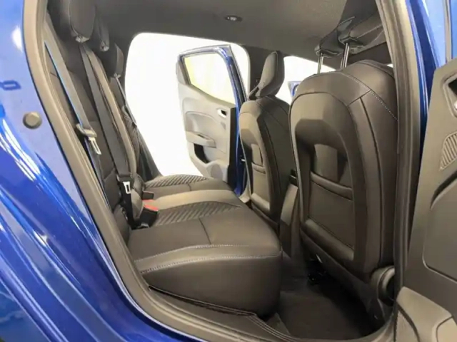 Renault Clio tce 90 — photo 17