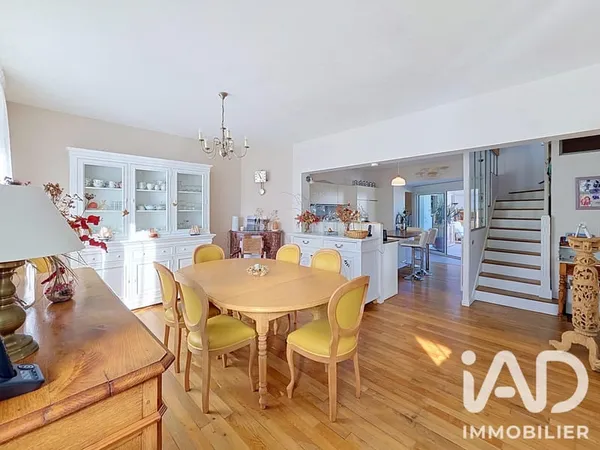Maison 7 pièces 167 m²