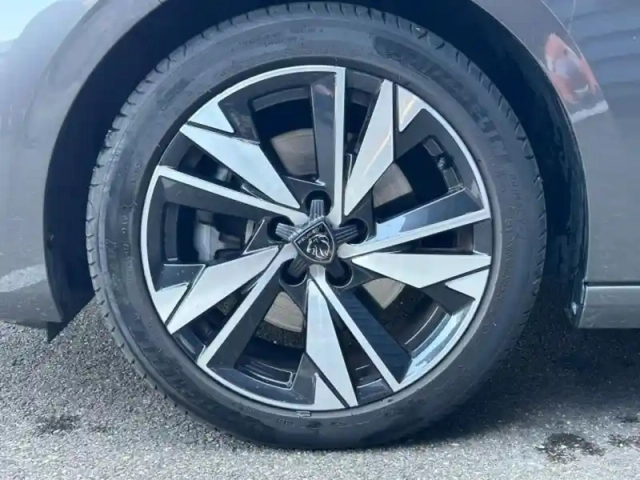 Peugeot 308 sw 1.2 puretech 130ch s&amp;s allure — photo 5