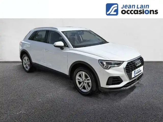 Audi Q3 35 tfsi 150 ch s tronic 7 — photo 3