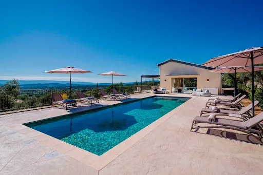 Maison et villa de prestige Vente Saint-Saturnin-lès-Apt   2995000€