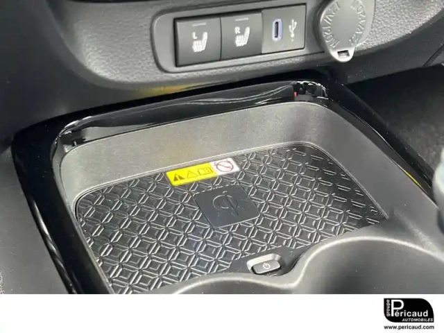 Toyota Aygo x 1.0 vvt-i 72 s-cvt — photo 20