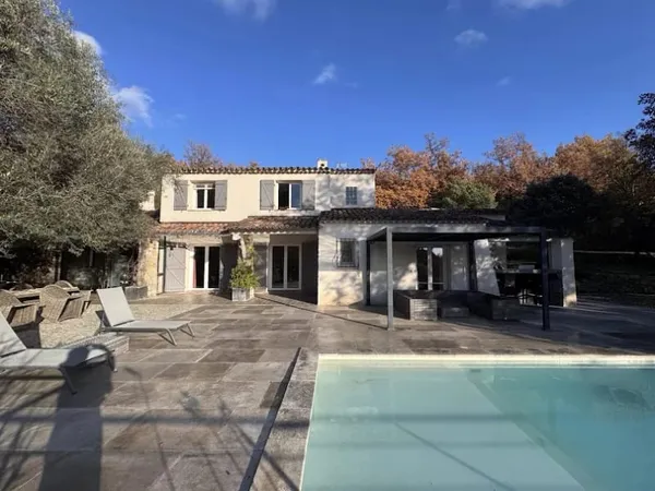 Maison 8 pièces 169 m²