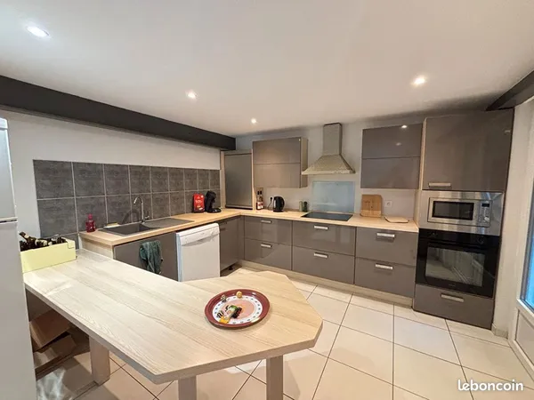 Appartement 5 pièces 122 m²