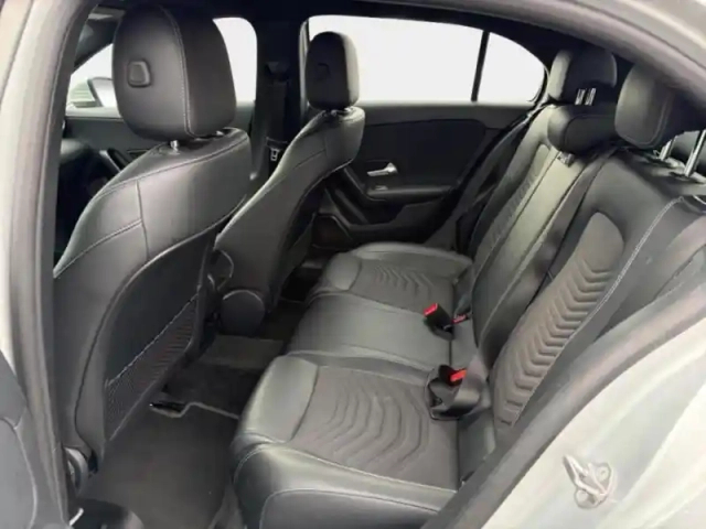 Mercedes Classe A 180 136ch style line — photo 12