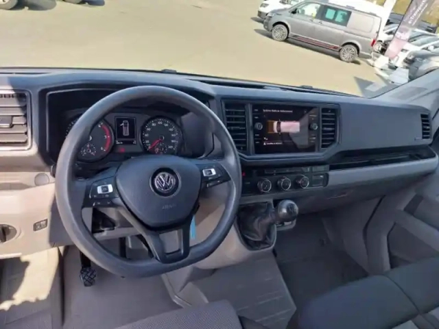 Volkswagen Crafter fg 30 l3h3 2.0 tdi 140ch business line traction — photo 14