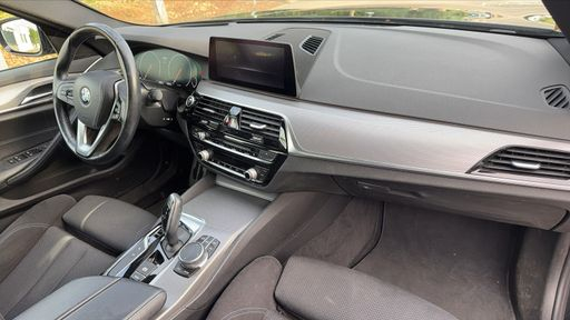 BMW Serie 5 Touring 520i 184 BVA8 - M Sport – 2021 – 73847 km – Essence – Boîte Automatique — photo 21