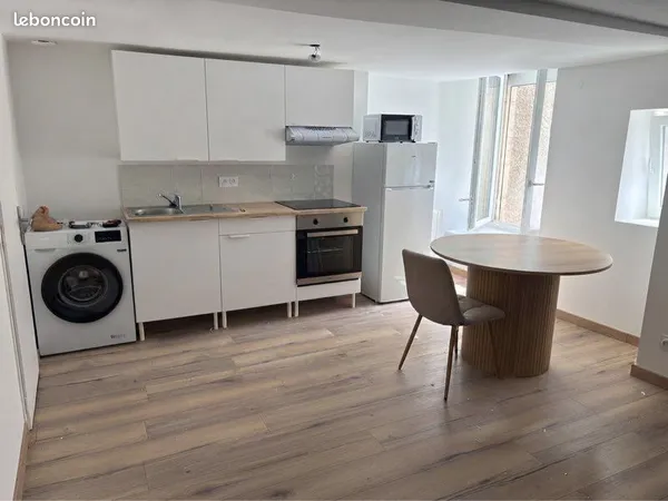 Appartement Location Is-sur-Tille 1p 25m² 550€