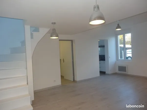 Bordeaux caudéran - échoppe t2 avec jardin privatif