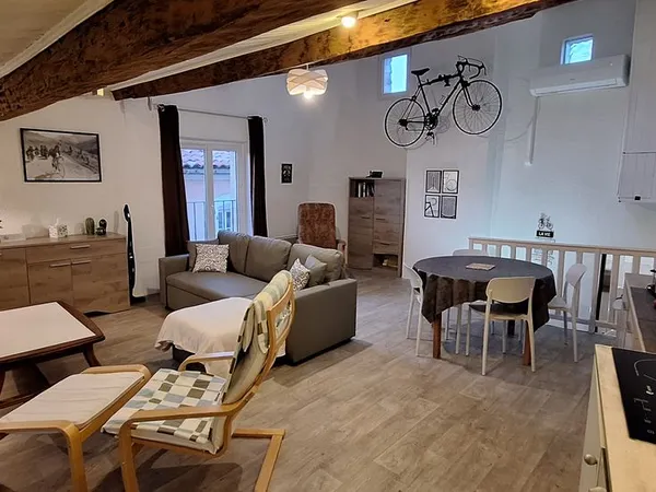 Maison sault climatisé vendu meublé