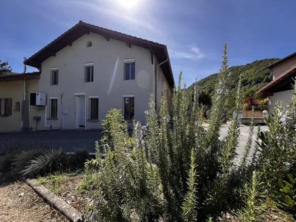 Maison 5 pièces 137 m²
