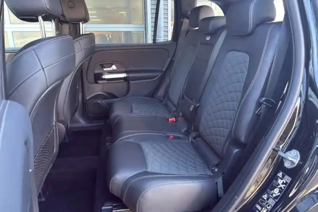 Mercedes Glb 200 d 8g-dct — photo 11