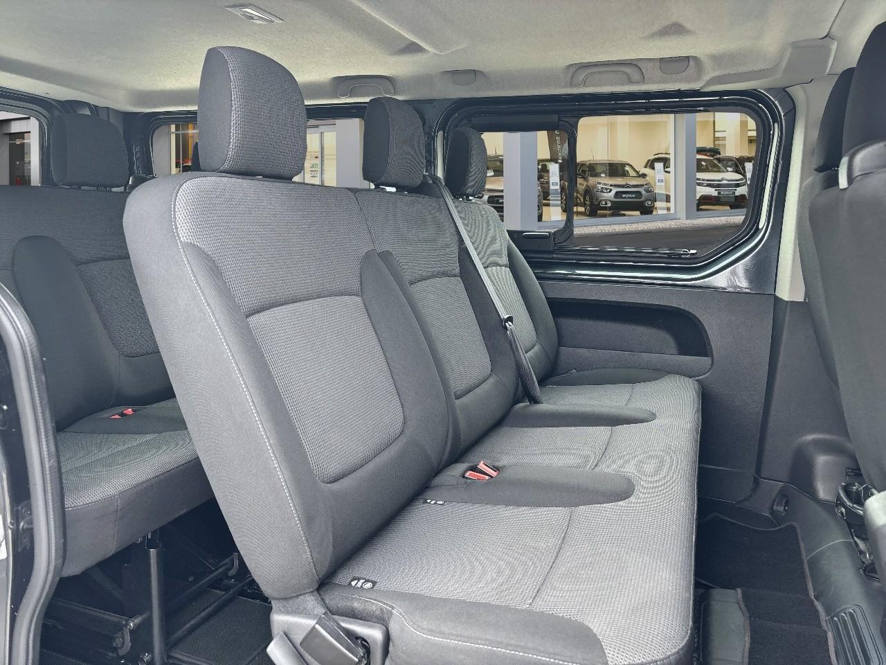 Renault Trafic l2 2.0 blue dci 150ch s&s zen 8 places — photo 10