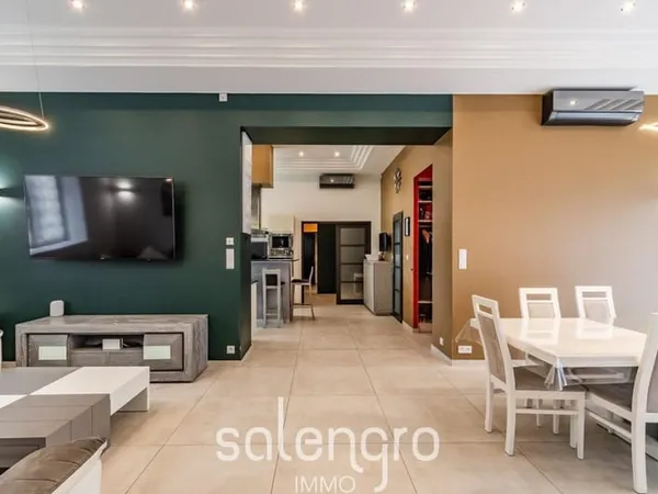 Appartement 5 pièces 145 m²