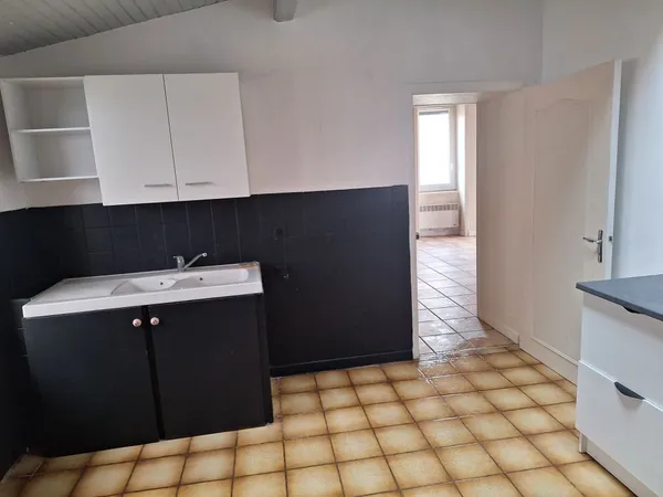 Maison de 80m2 à louer sur Saint-Bonnet-sur-Gironde