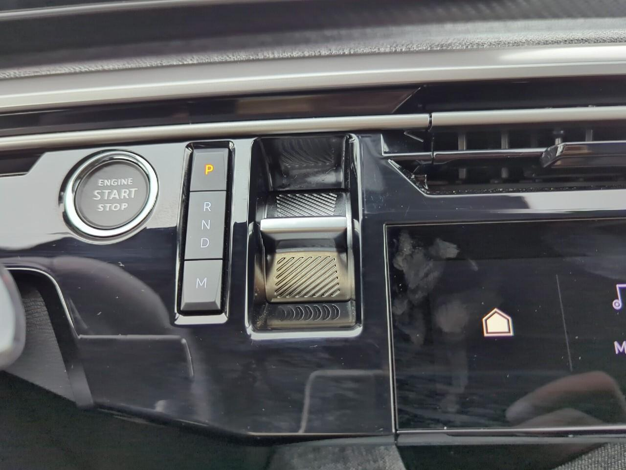 Peugeot 5008 hybrid 136 e-dcs6 allure — photo 26