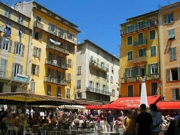 Local commercial 148 m²