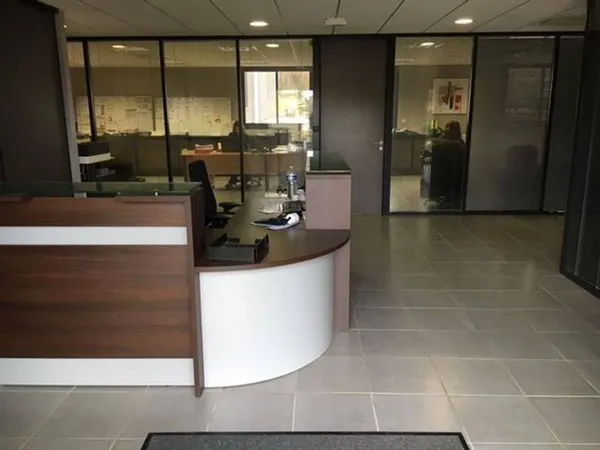 Local commercial 532 m²
