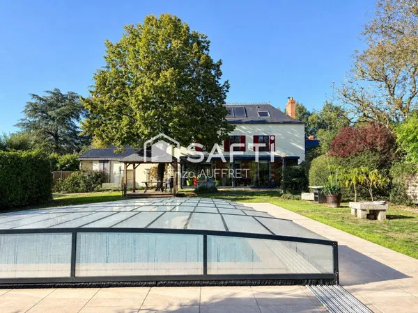 Maison de 208 m², 3 chambres - terrain de 6001 m²