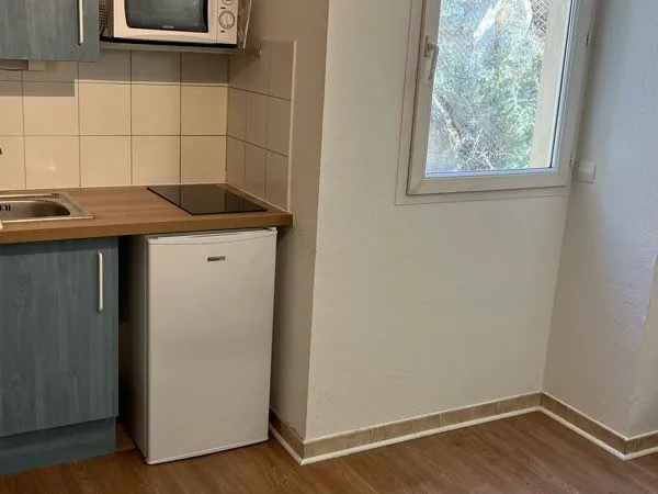 Appartement Location Sète 1p 16m² 390€
