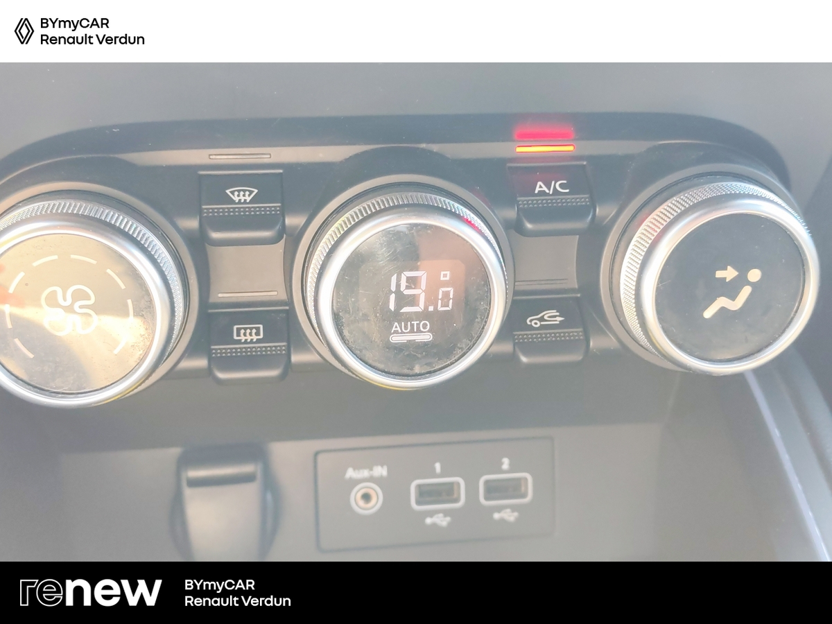Renault Clio Blue dCi 115 — photo 21