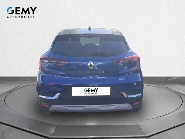 Renault Captur e-tech 145 - 21 — photo 5