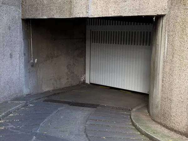Parking 14 m²