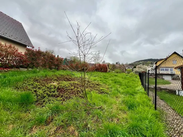 Terrain constructible 763 m²
