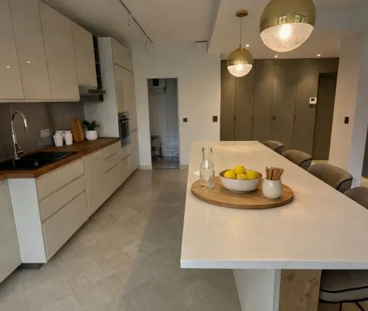 LOUE APPARTEMENT 90m² BOULOGNE DANS RESIDENCE SECURISEE