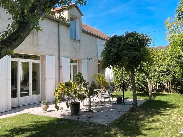 Jolie maison de caractère en plein centre ville