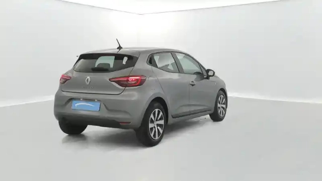 Renault Clio tce 90 — photo 42