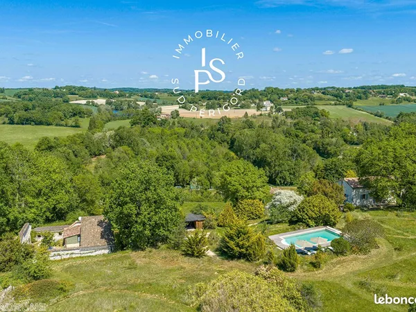 Propriété 10 pièces 220 m²