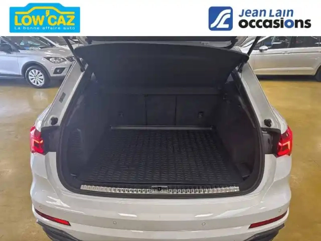 Audi Q3 45 tfsie 245 ch s tronic 6 — photo 10