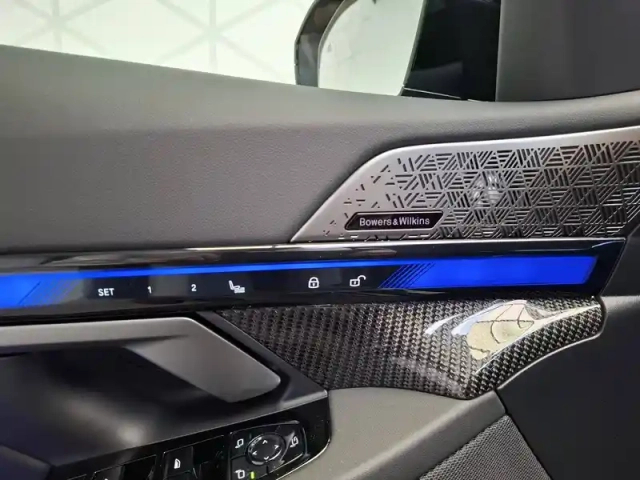 Bmw Serie 5 m5 touring phev 727 ch bva8 — photo 14