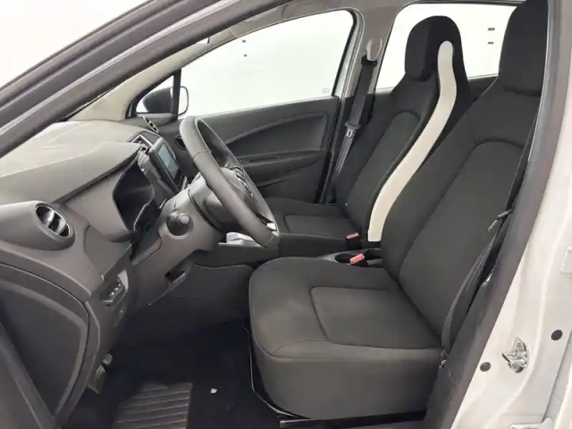 Renault Zoé zoe r110 - 22b — photo 17